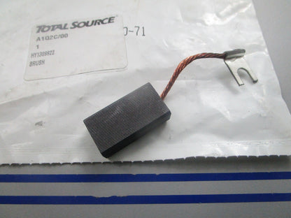 NEW Total Source HY1309922 For: Hyster Brush 0810