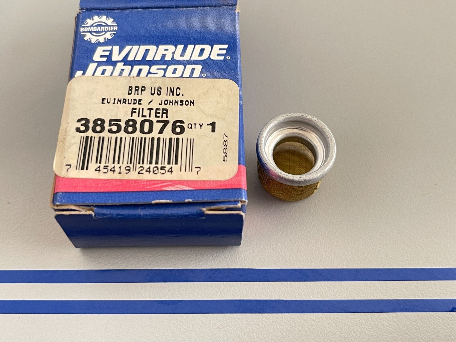 *NEW OEM* 0810 OMC Johnson Evinrude Filter 3858076