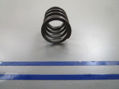 *NEW OEM* 0810 OMC Johnson Evinrude Valve Spring 337240 033720