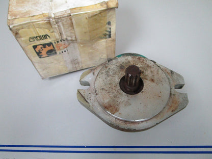 NEW OEM 121201 Crown Hydraulic Pump 0720