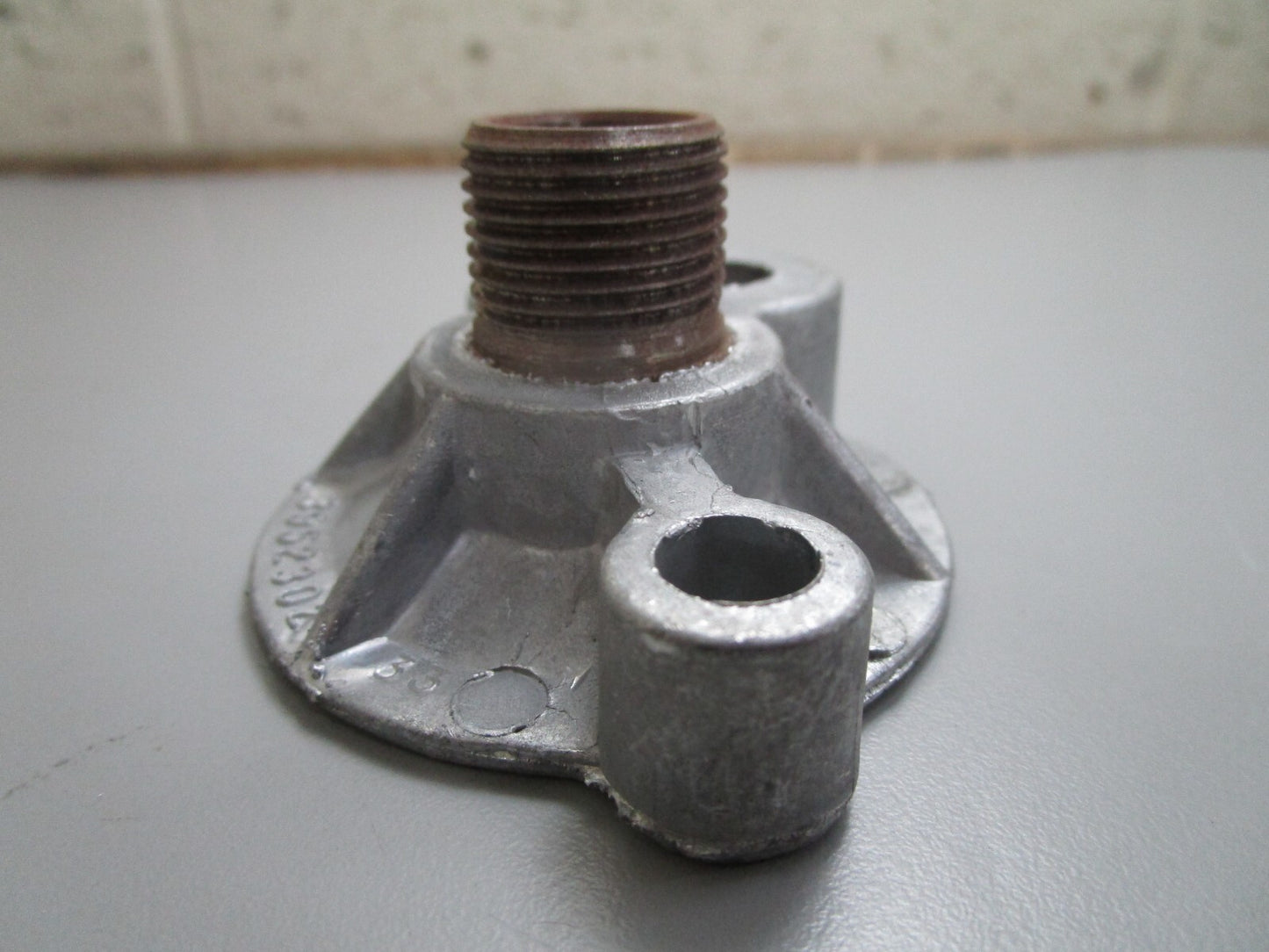 *NEW OEM* 0820 OMC Johnson Evinrude Adapter & Valve Assy 383944 0383944