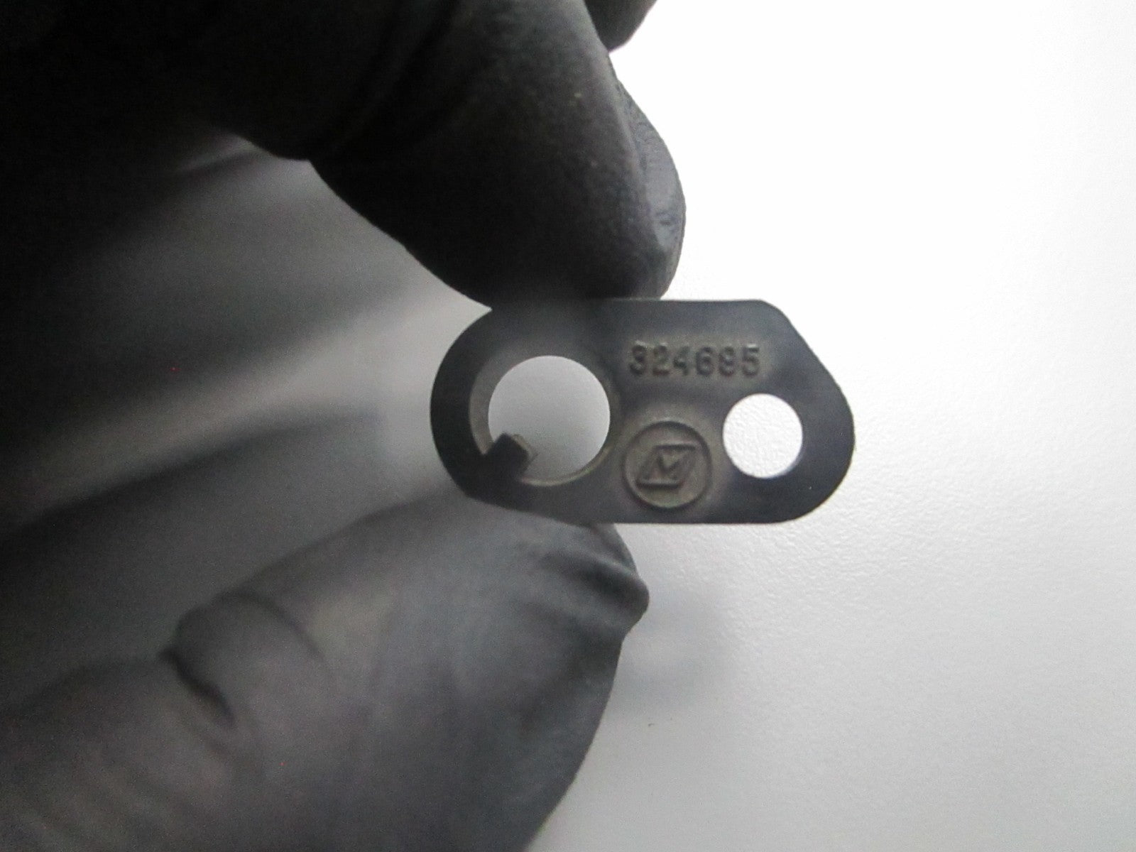 *NEW OEM* 0810 OMC Johnson Evinrude Lever 324695 0324695