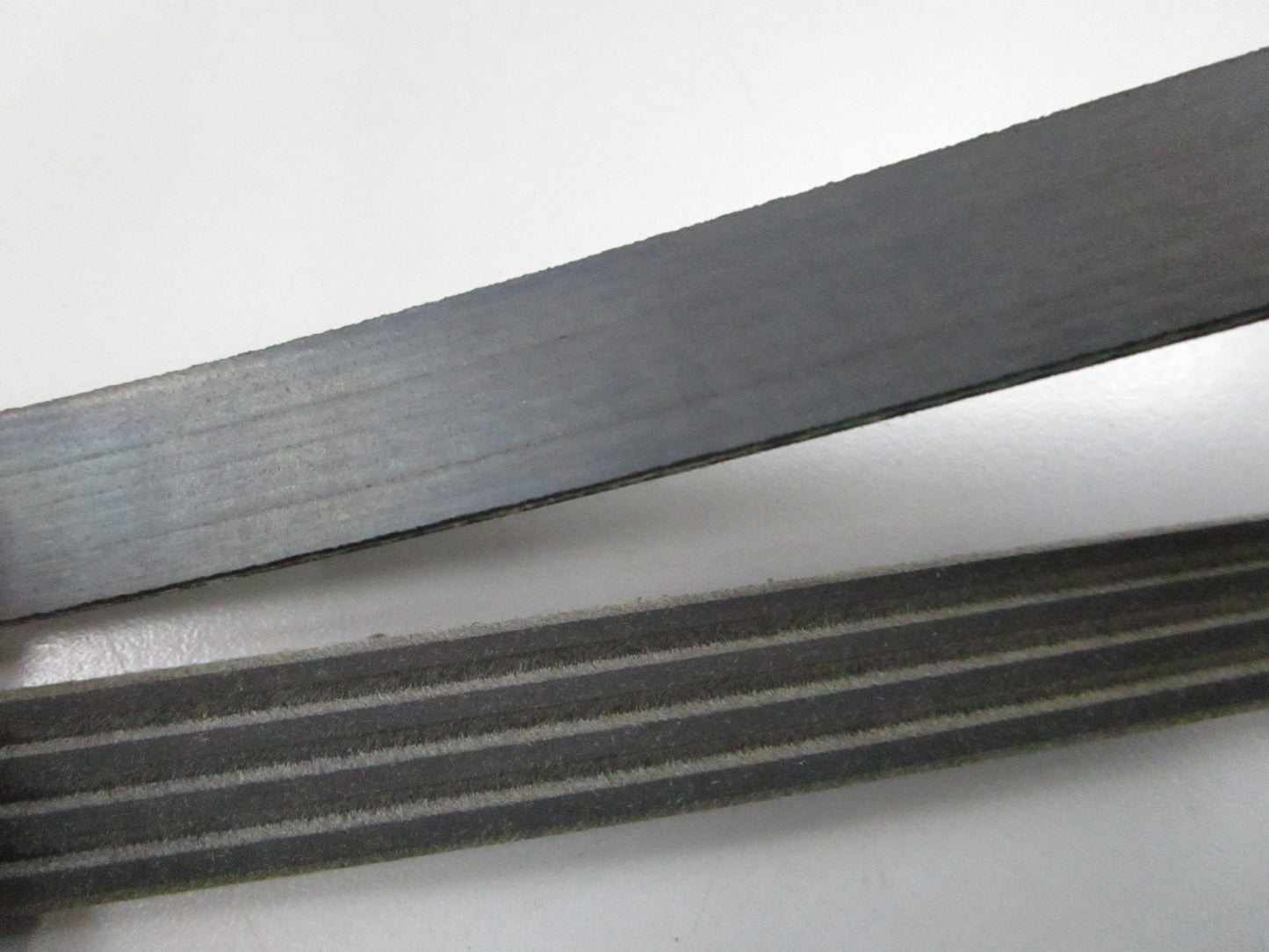 Gates K040360 Micro-V Serpentine Belt 4-Rib 36.6in NEW 0810