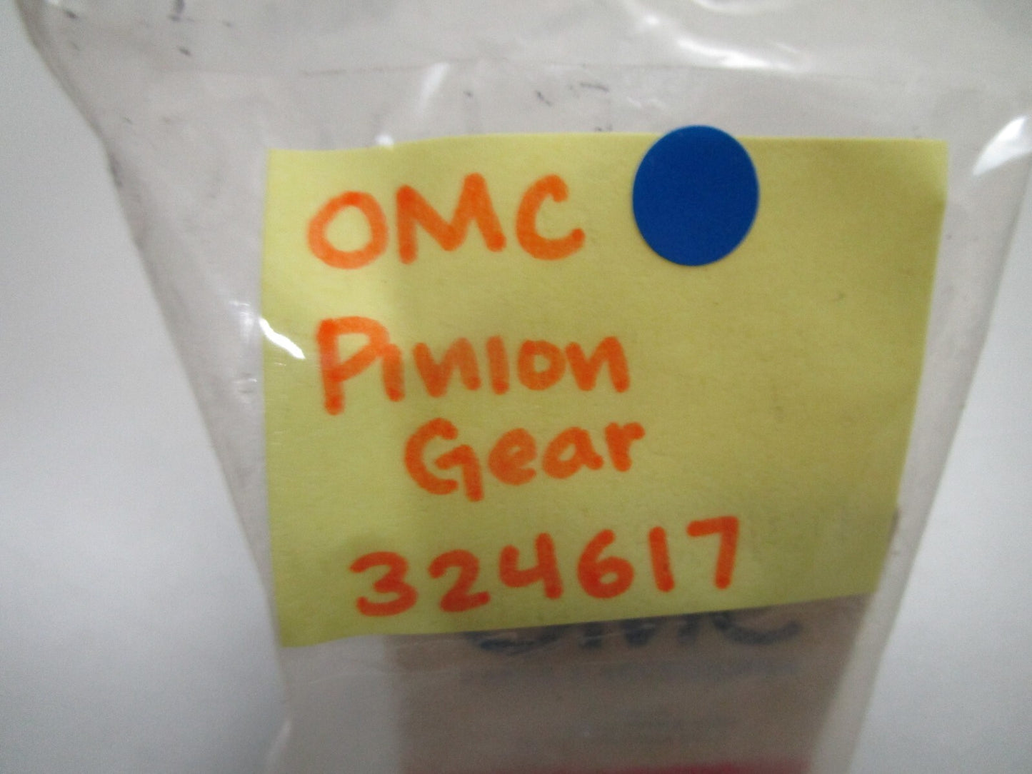 *NEW OEM* 0810 OMC Johnson Evinrude Pinon Gear 324617 0324617