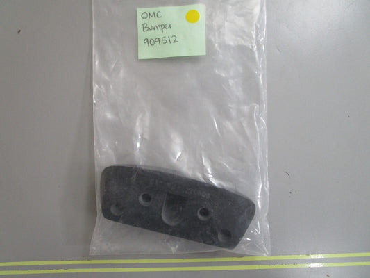 *NEW OEM* 0810 OMC Johnson Evinrude Bumper 909512 0909512