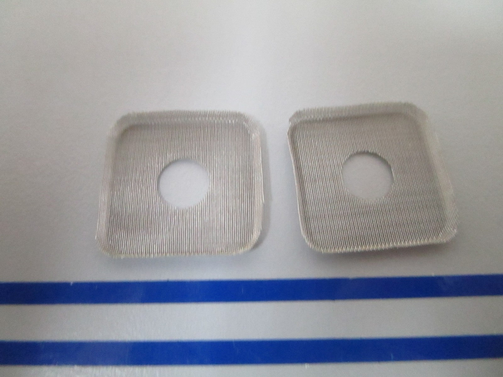 NEW OEM (LOT OF 2) 312633 0312633 OMC Johnson Evinrude Screen 0810