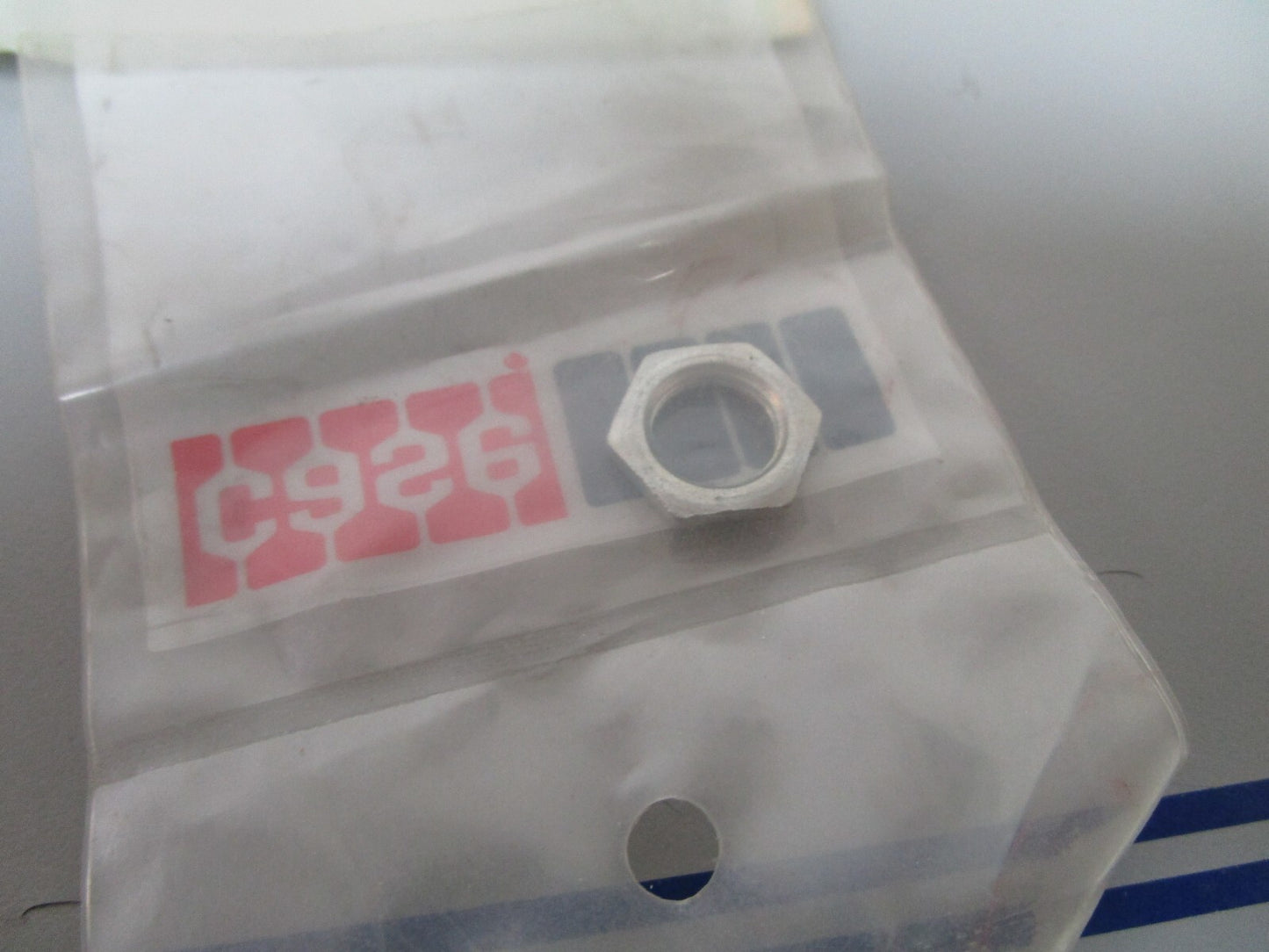 *NEW OEM* 0810 Case IH Nut A42561