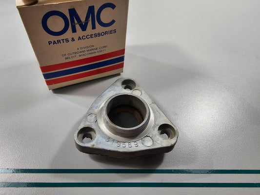 NEW OEM 386450 0386450 OMC Johnson Evinrude Crankhead Case 0810