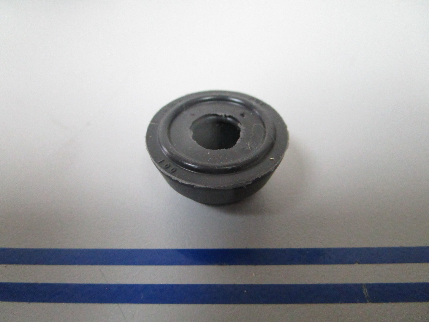 *NEW OEM* 0810 OMC Johnson Evinrude Seal 3855020