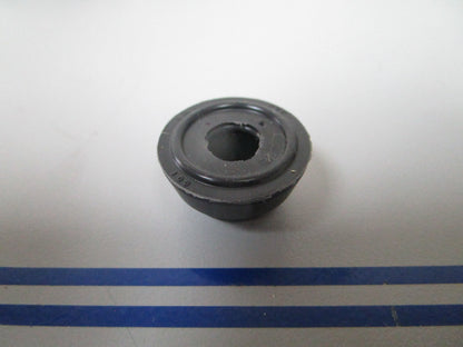 *NEW OEM* 0810 OMC Johnson Evinrude Seal 3855020