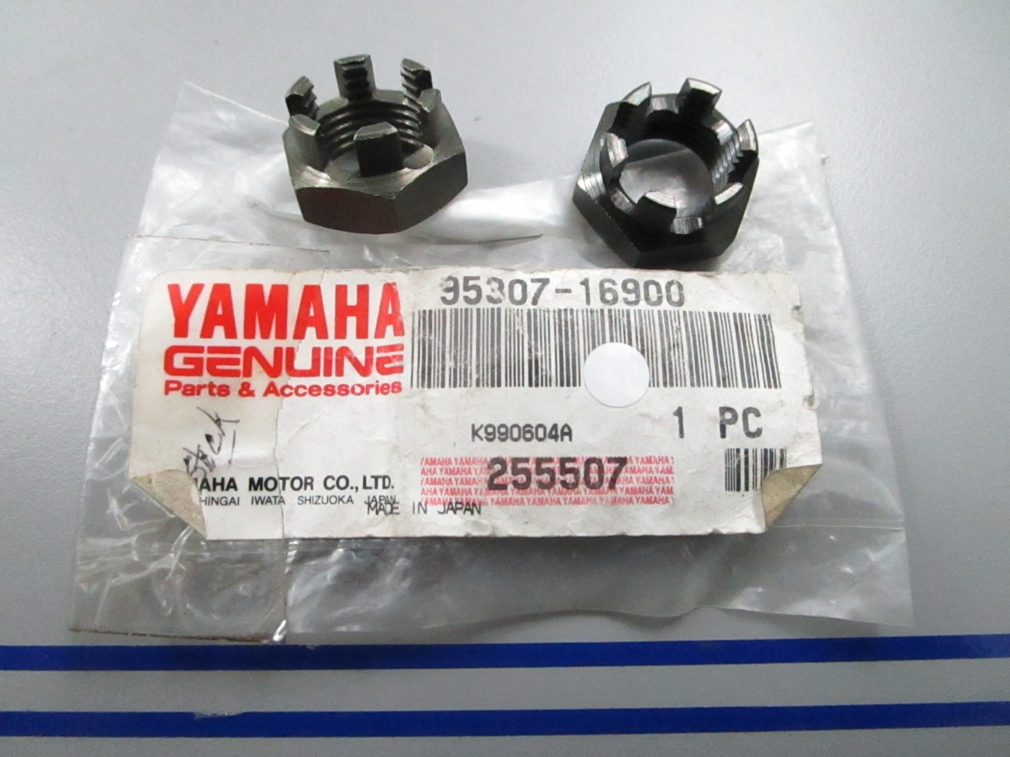 *NEW OEM* (LOT OF 2) 0810 Yamaha Slotted Nut 95307-16900-00