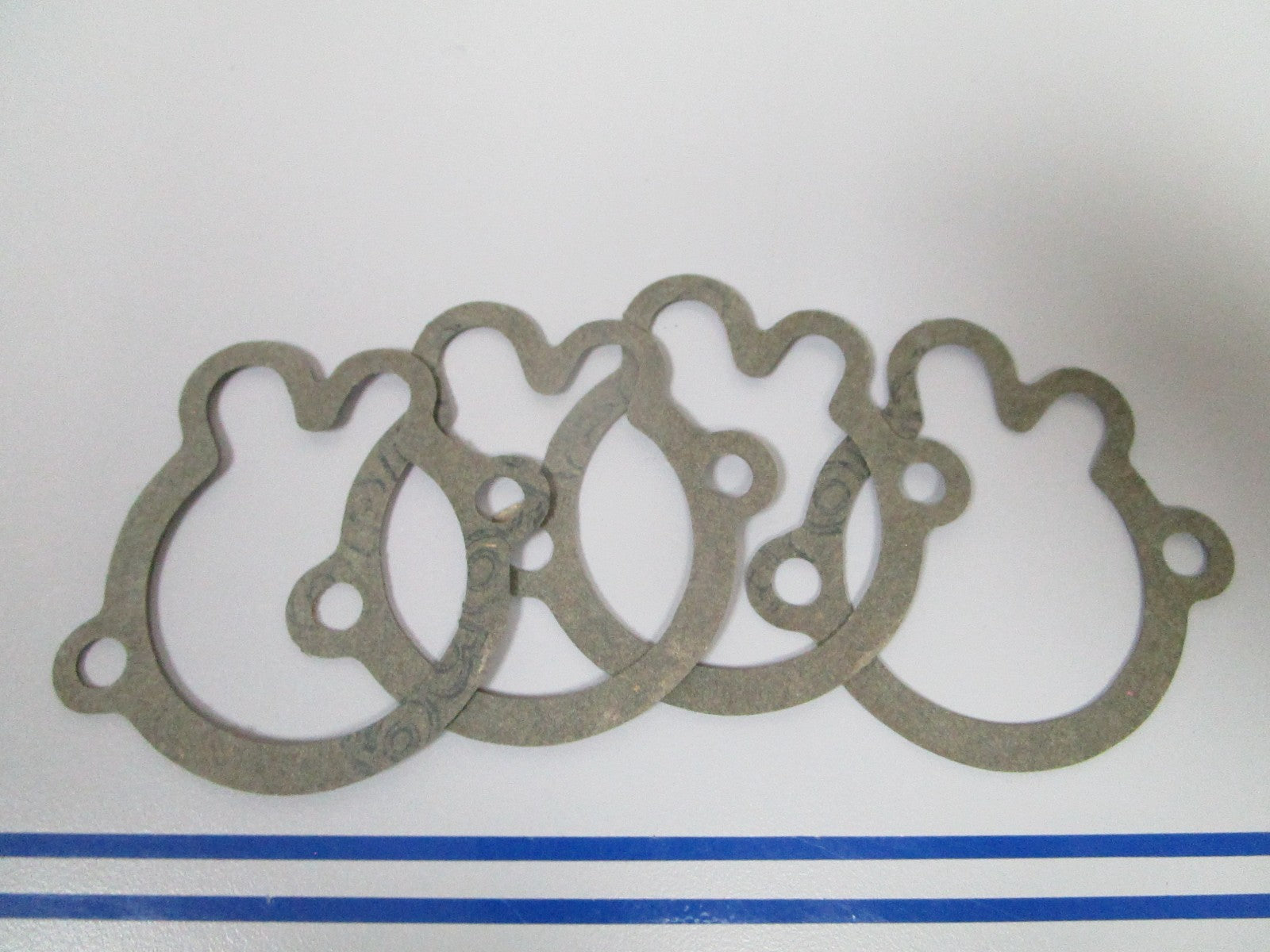 NEW OEM (LOT OF 4) 305441 0305441 OMC Johnson Evinrude Gasket 0810