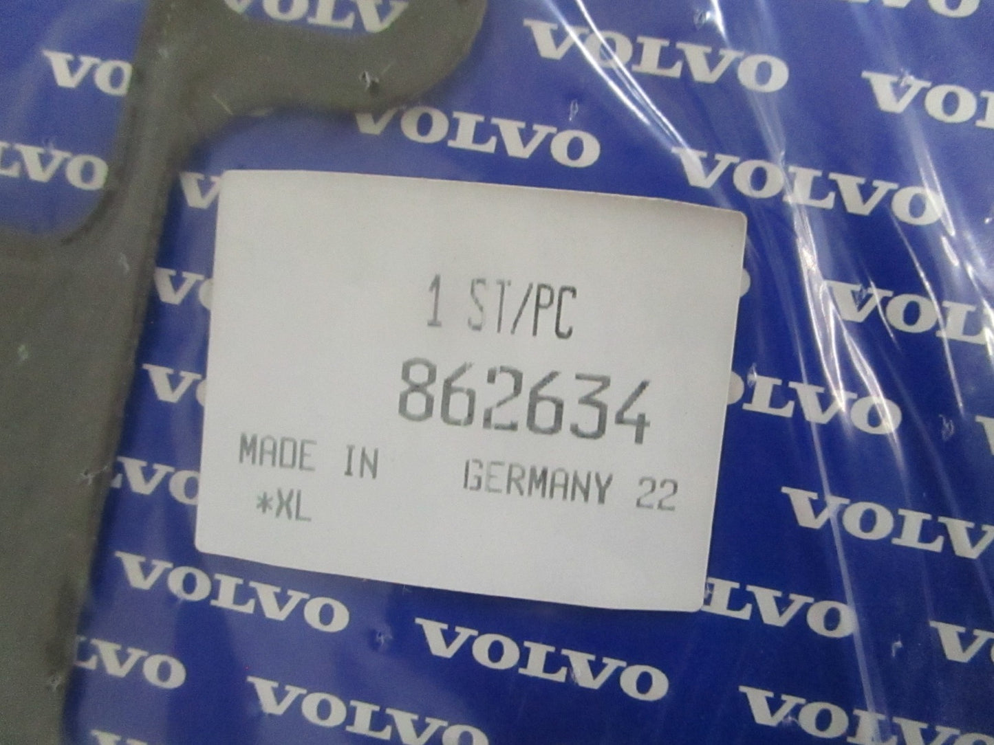 NEW OEM 862634 Volvo Penta Gasket 0820