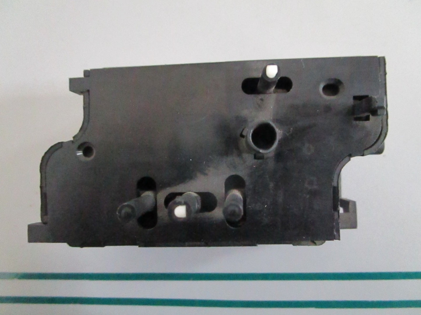 NEW OEM 1248208810 Mercedes-Benz Front Passenger Electric Seat Adjuster 0820