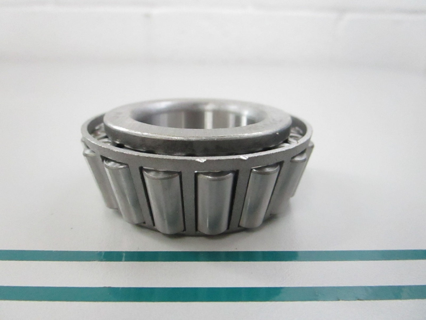 NEW OEM 40211-FJ100 UniCarriers Tapered Roller Bearing 0810
