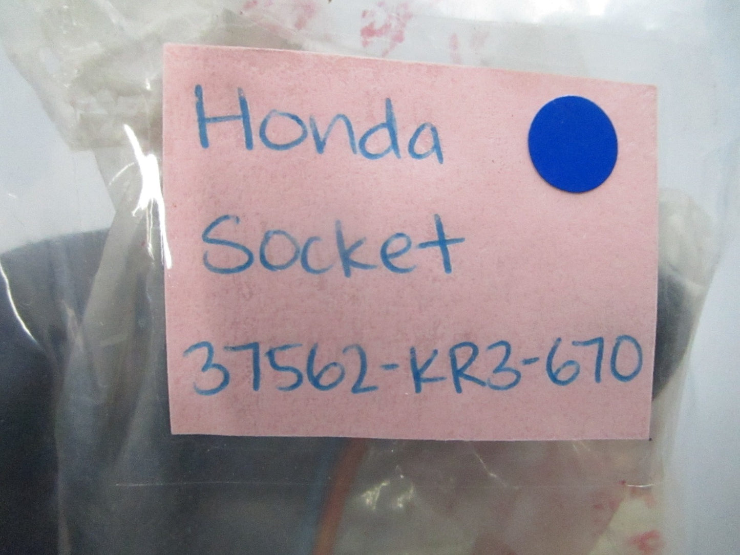 *NEW OEM* 0810 Honda Socket 37562-KR3-670
