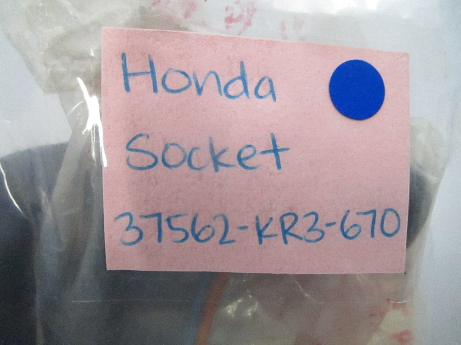 *NEW OEM* 0810 Honda Socket 37562-KR3-670