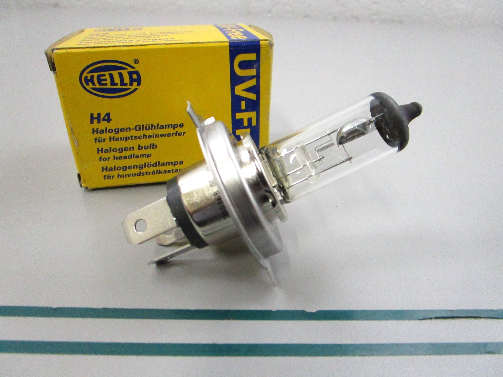 NEW 8GJ002525-131 Hella 12V 60/55W Bulb 0810