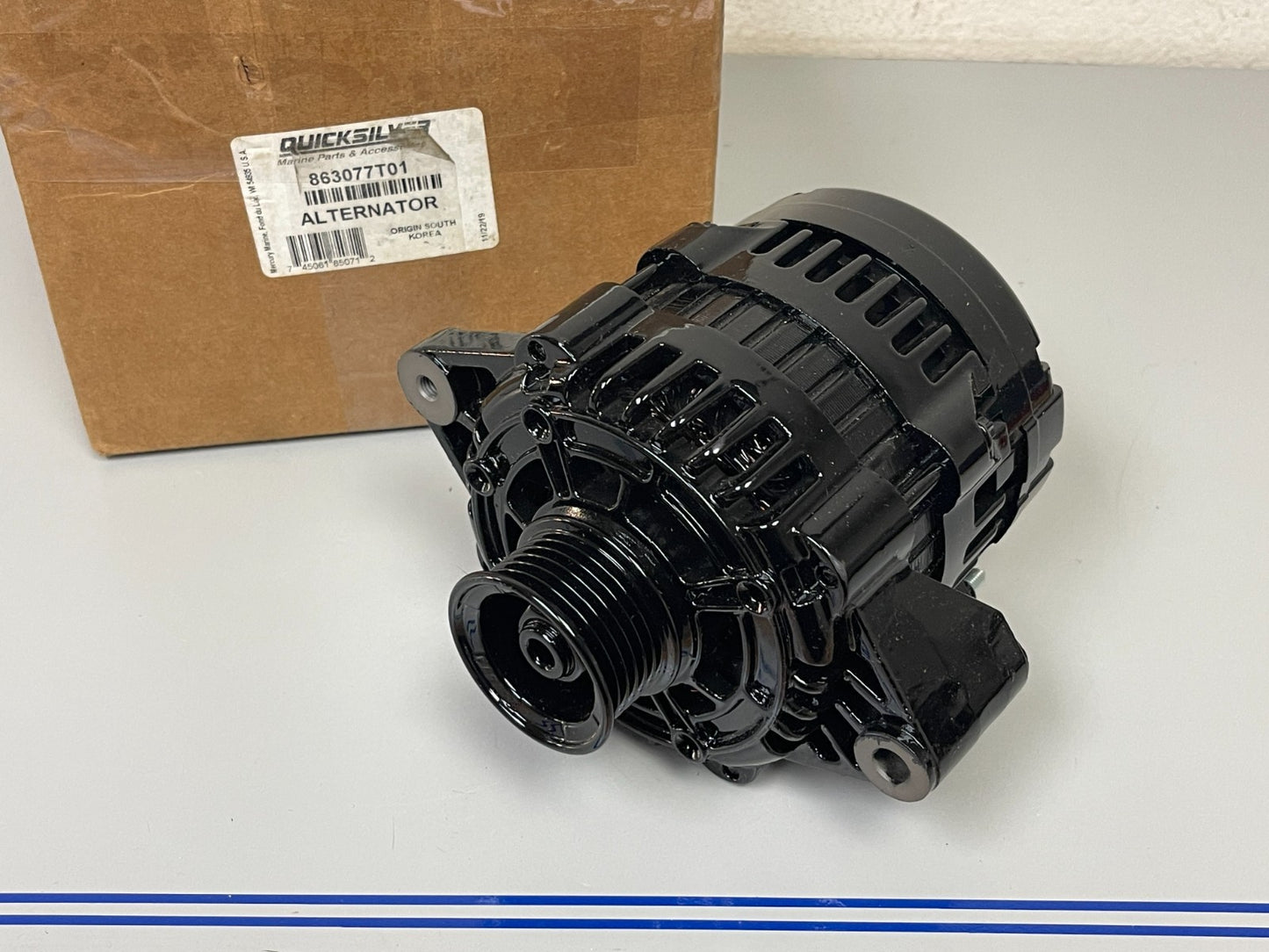 NEW OEM 863077T01 Mercury Mercruiser 12V 95A SAE J1171 Alternator 0720