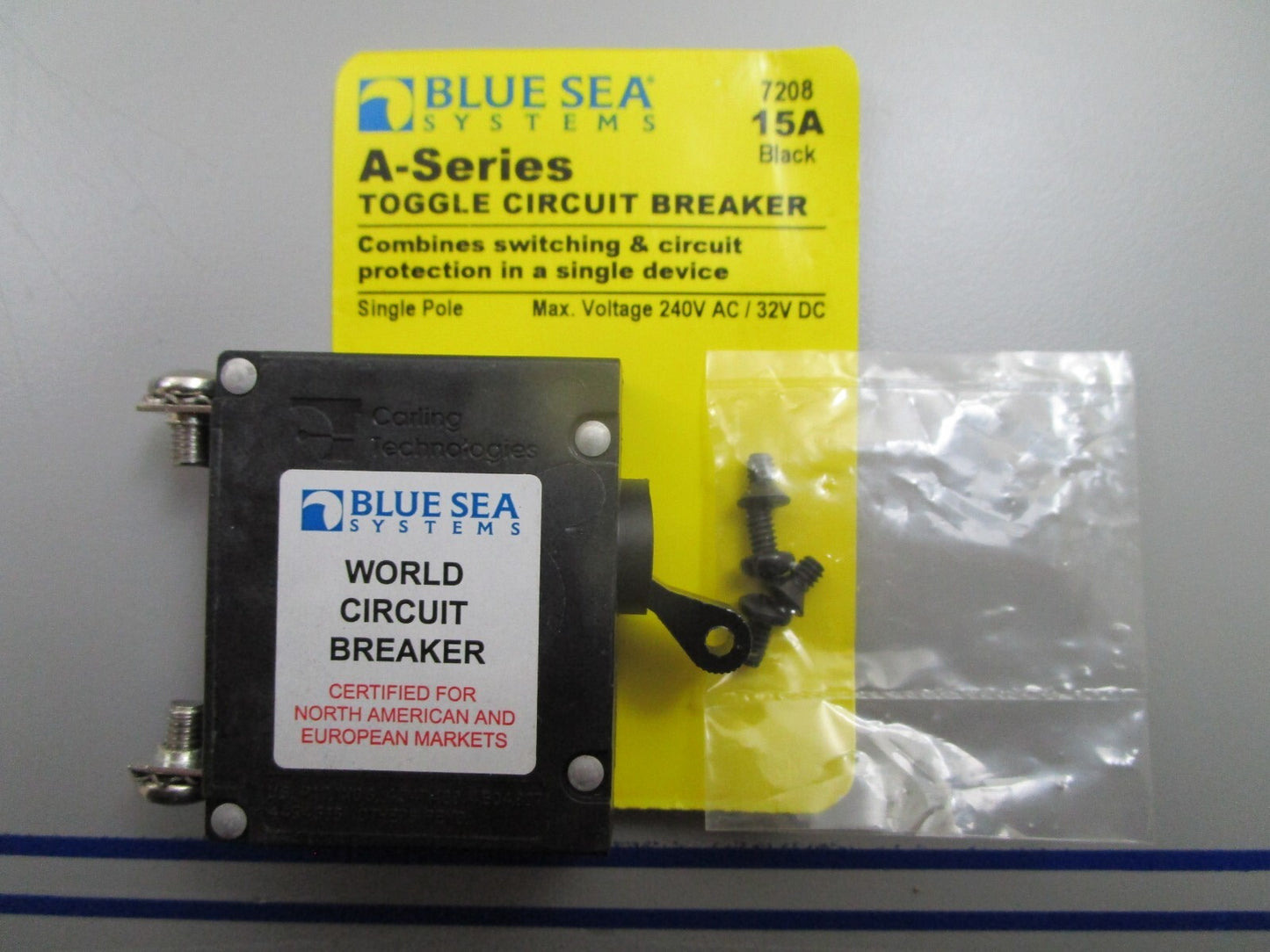 *NEW* 0810 Blue Sea 15A A-Series Circuit Breaker 7208