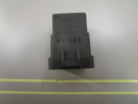 *NEW OEM* 0810 Mercury Quicksilver Relay 821509T01