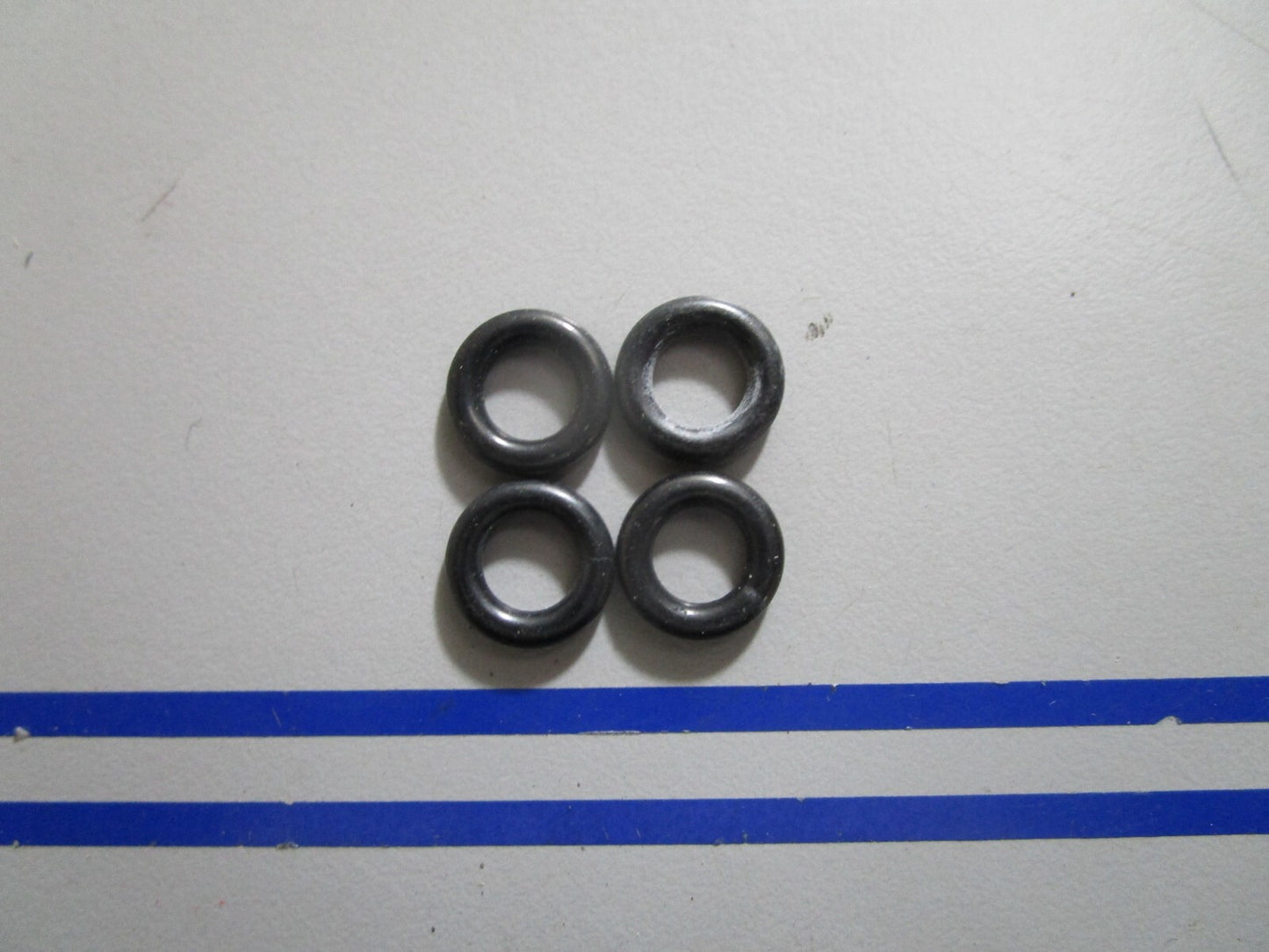 *NEW OEM* (LOT OF 4) 0810 Volvo Penta O-Ring 949187