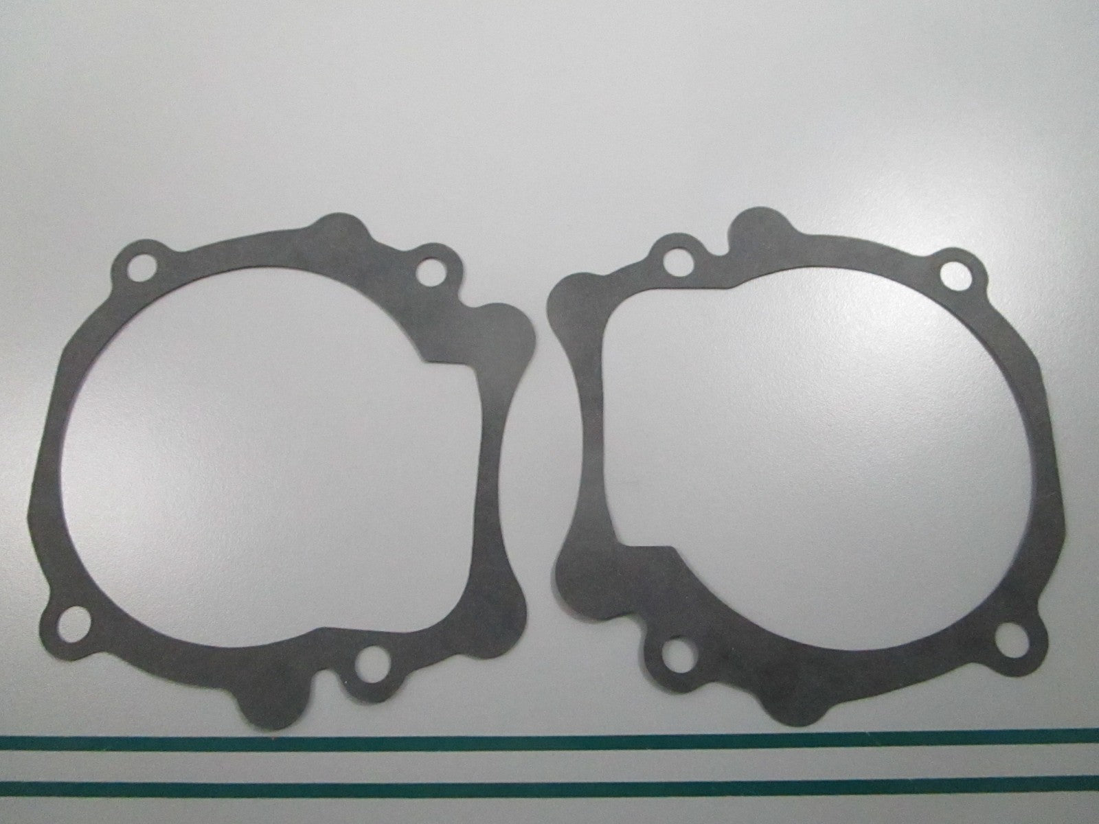 NEW OEM (LOT OF 2) 911784 0911784 OMC Johnson Evinrude Gasket 0810