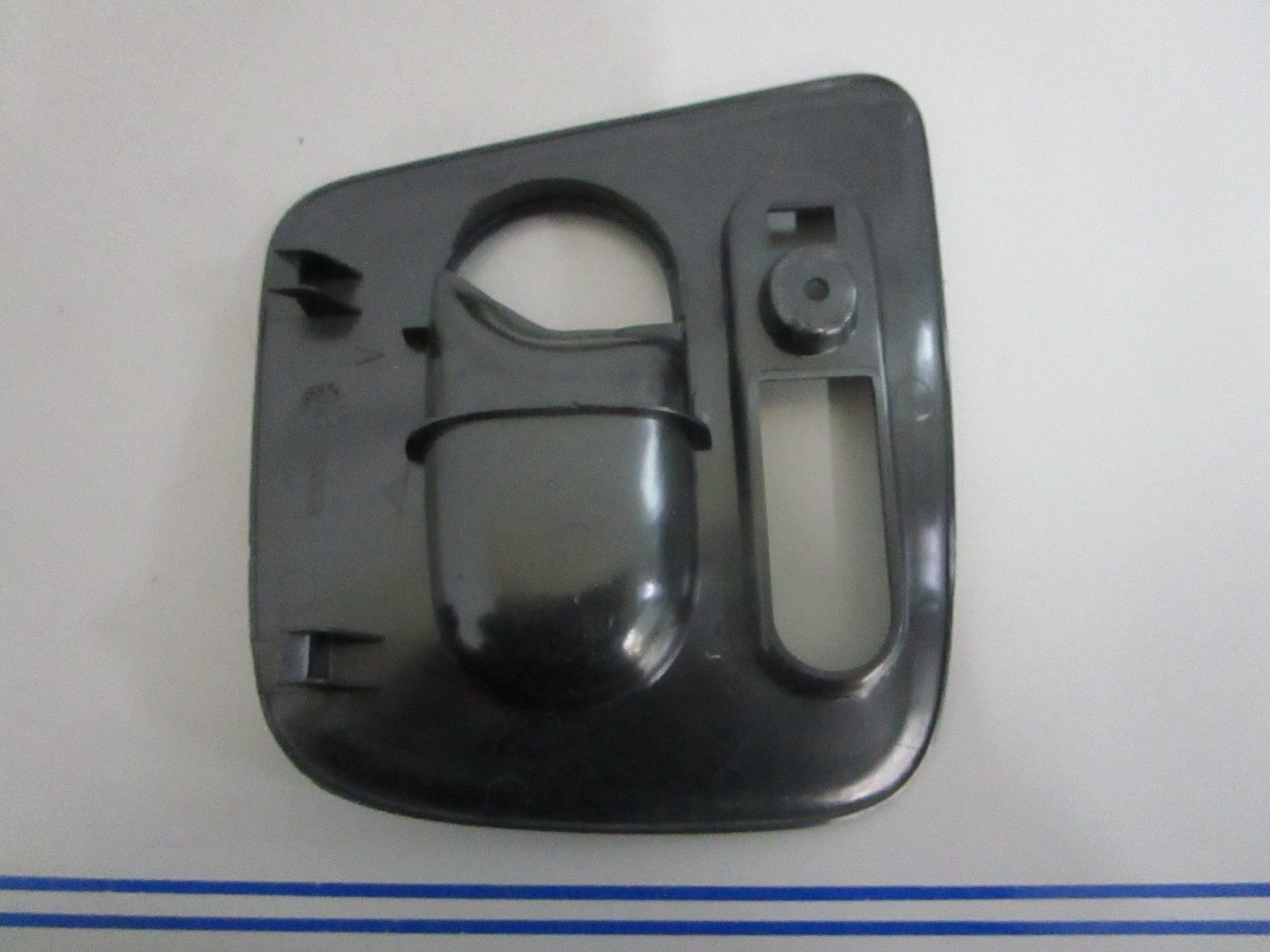 NEW OEM 9578824 Saab Mounting Plate 0820