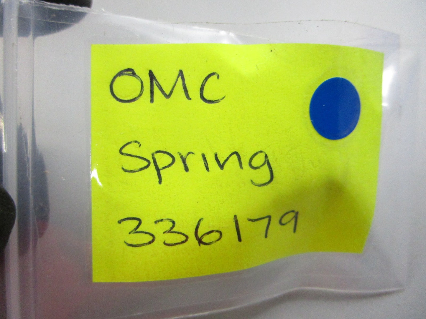 NEW OEM 336179 0336179 OMC Johnson Evinrude Spring 0810