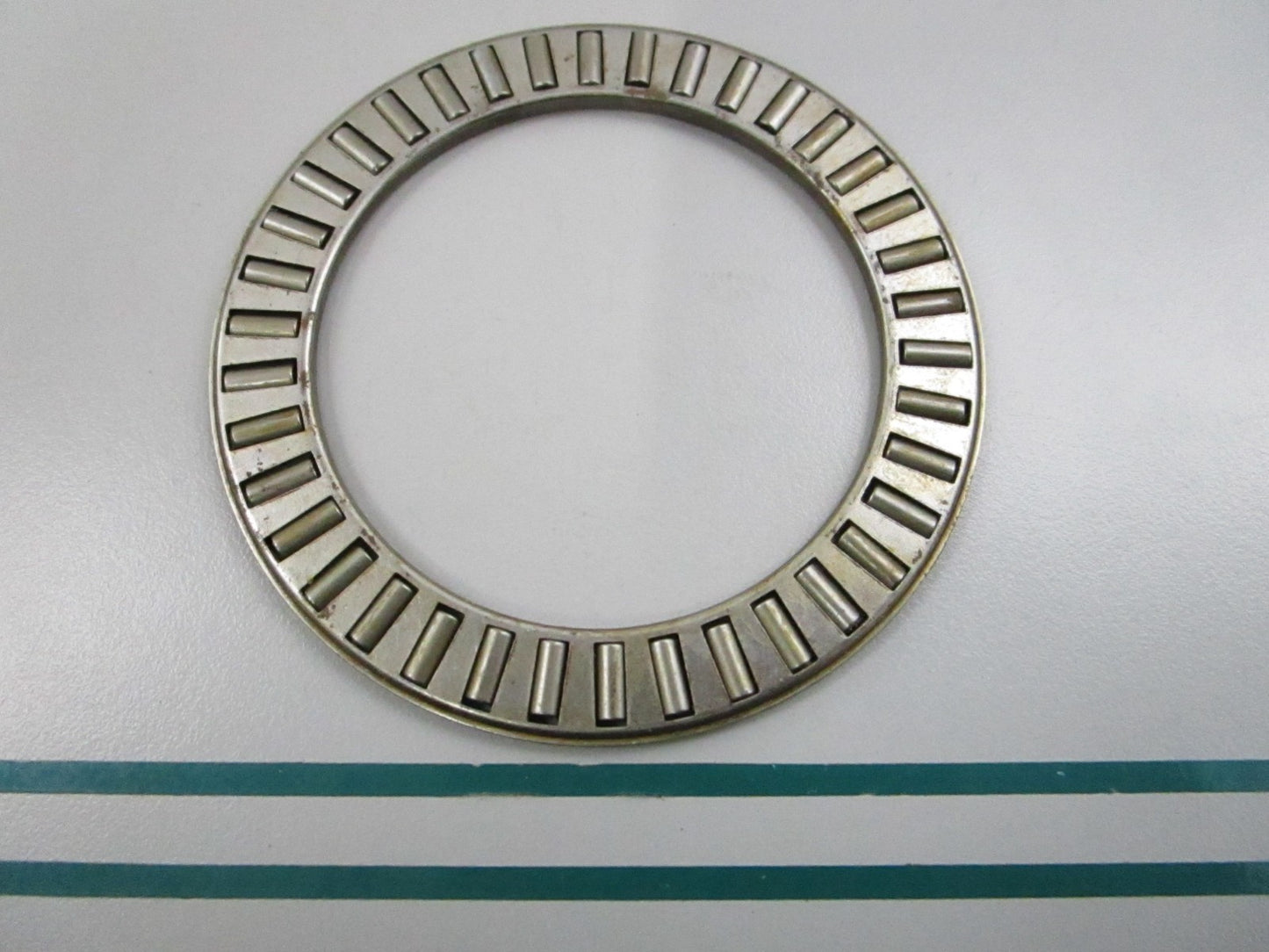 NEW OEM 385043 0385043 OMC Johnson Evinrude Thrust Bearing 0810
