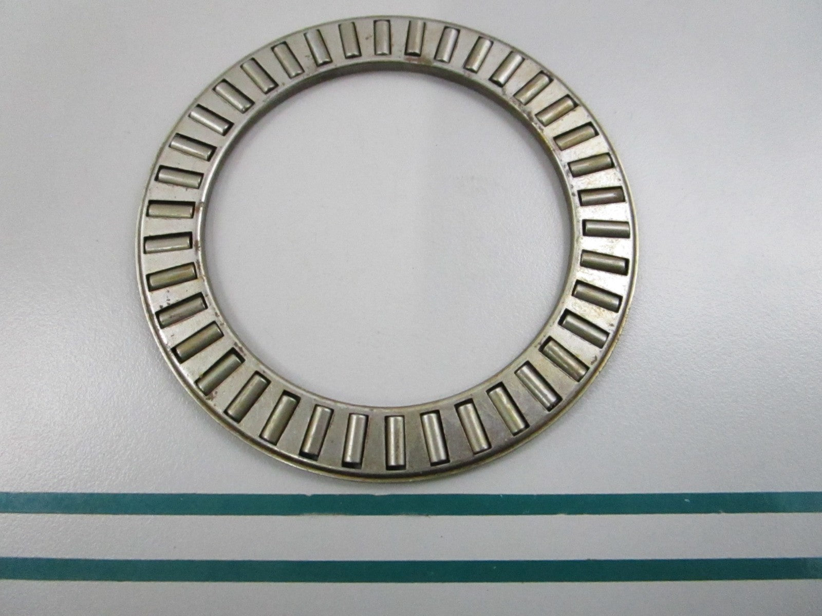 NEW OEM 385043 0385043 OMC Johnson Evinrude Thrust Bearing 0810