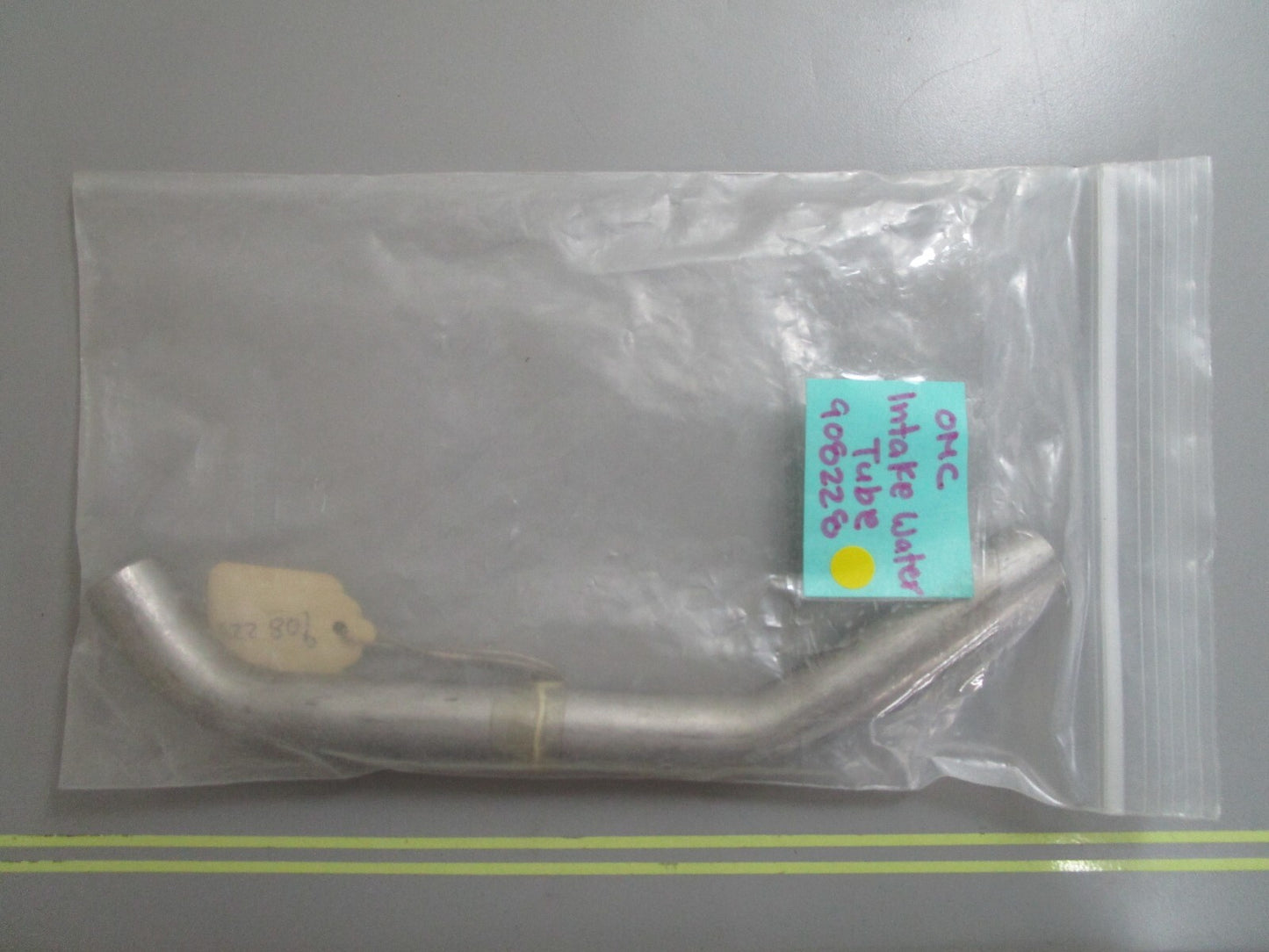 *NEW OEM* 0810 OMC Johnson Evinrude Intake Water Tube 908228 0908228
