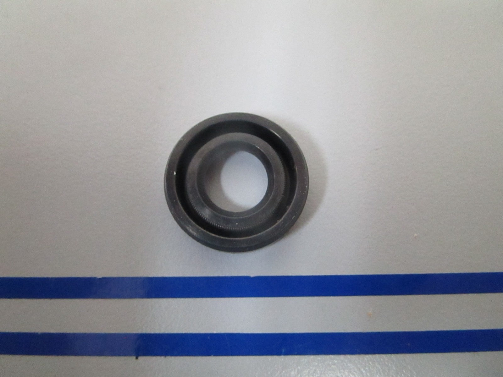 NEW OEM 09282-10009 Suzuki Oil Seal 0810