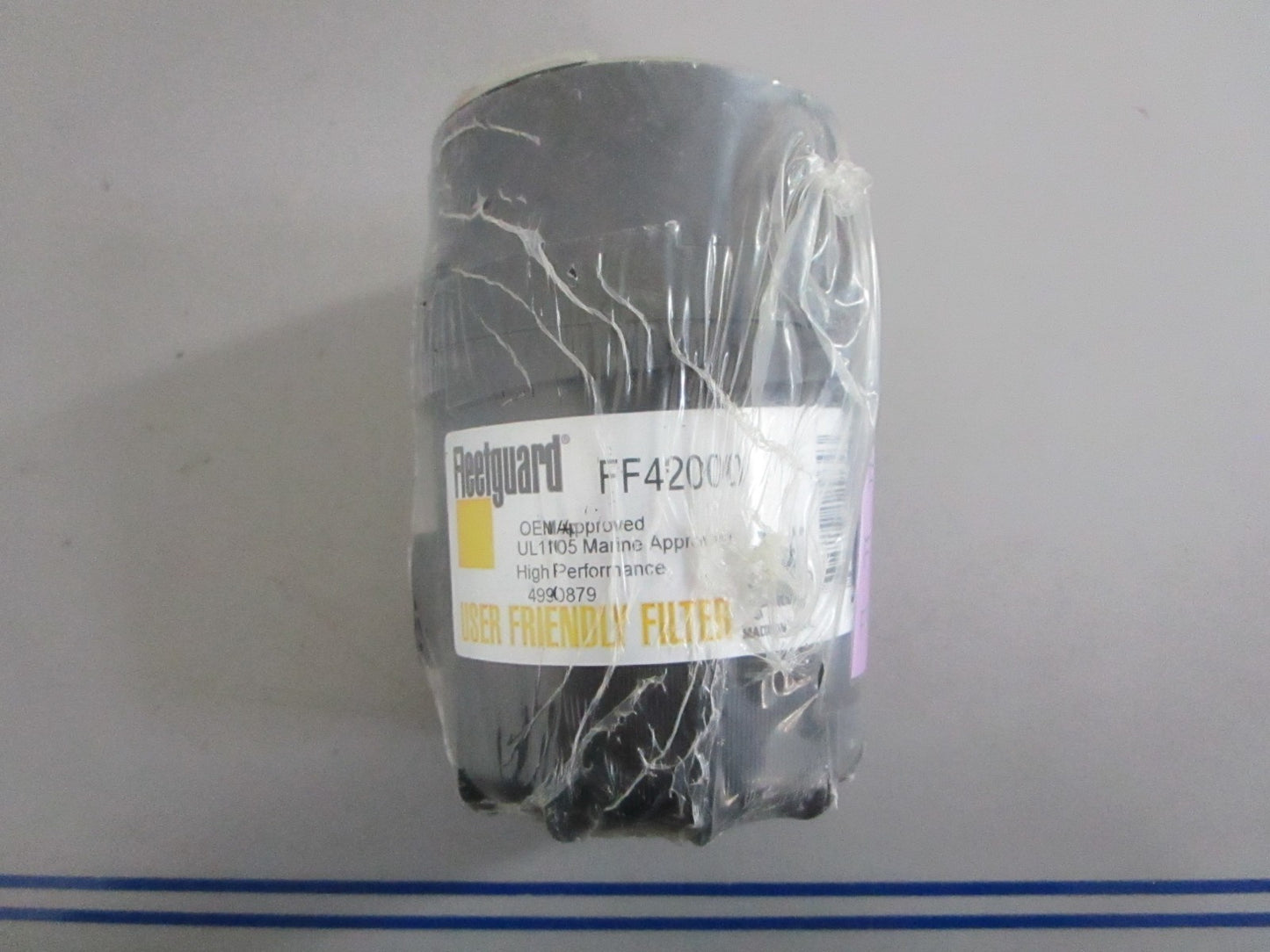 NEW FF42000 Fleetguard Fuel Filter 0820