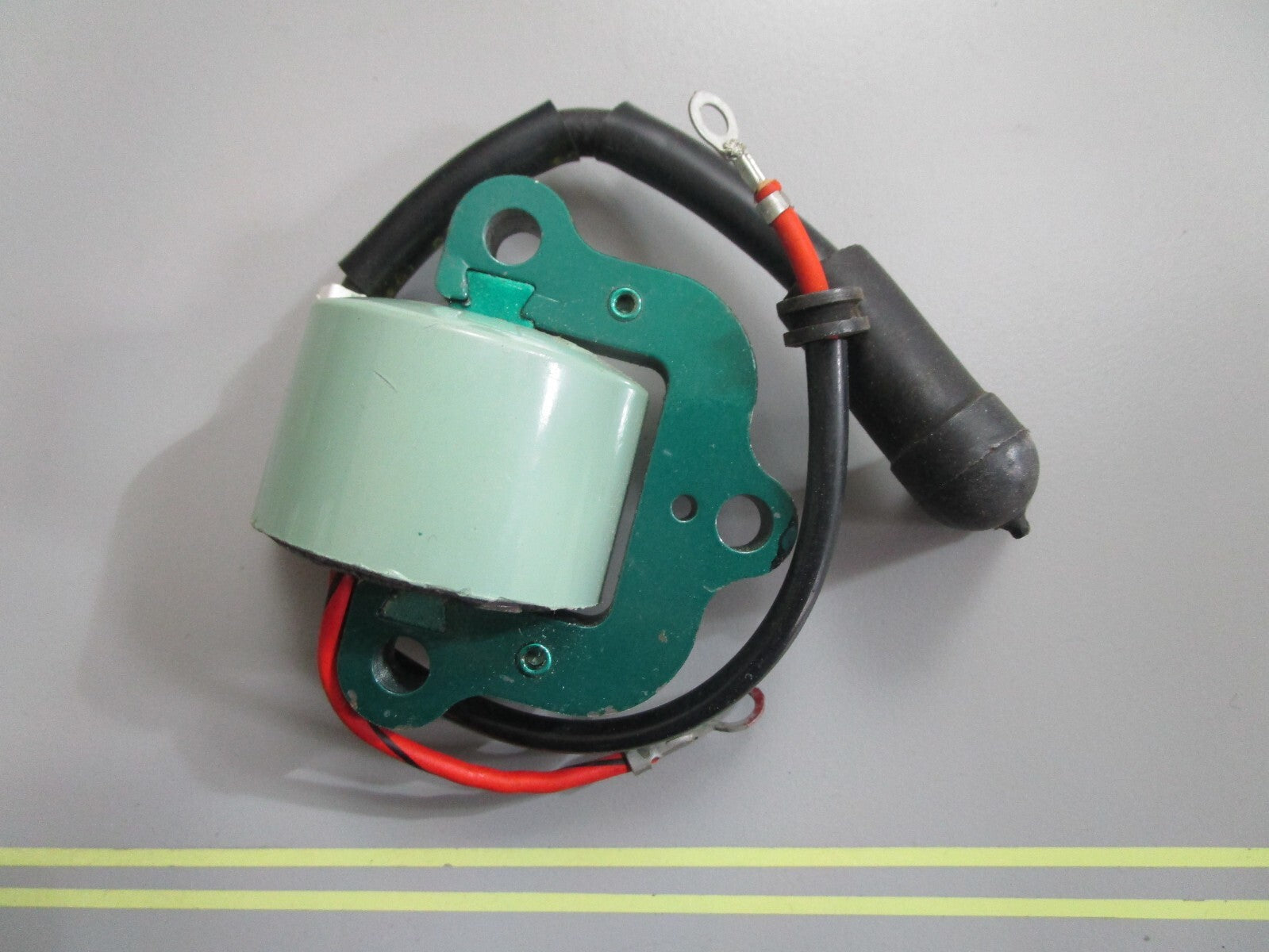 *NEW OEM* 0820 OMC Johnson Evinrude Ignition Coil 580821 0580821