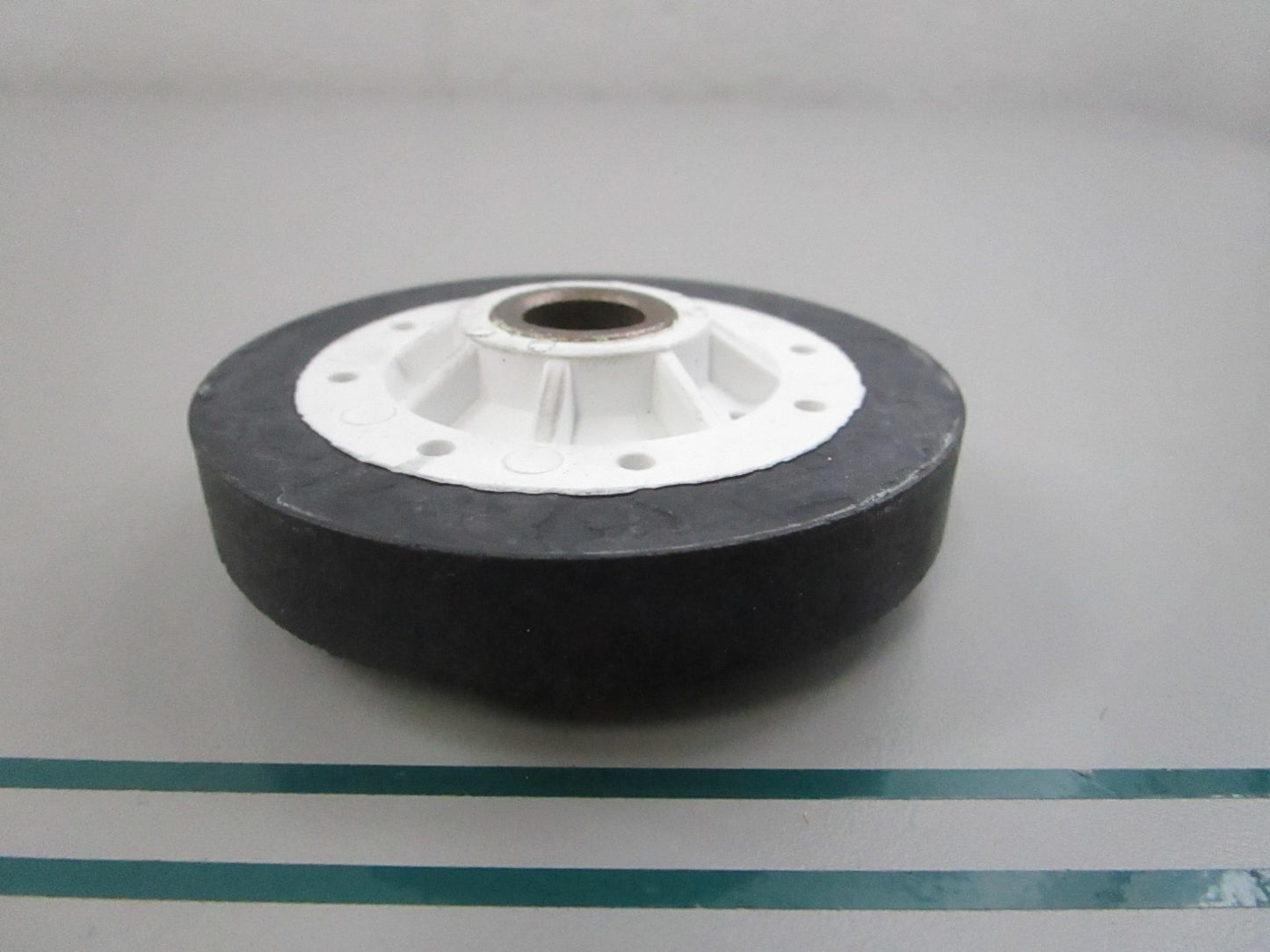 NEW OEM WP37001042 Whirlpool Dryer Drum Roller 0810