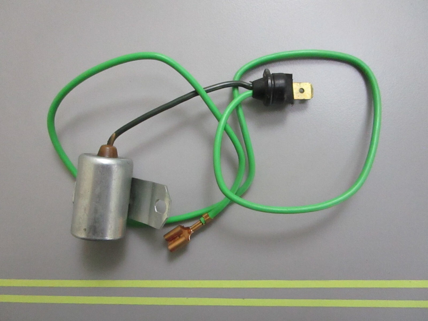 *NEW OEM* 0810 Volvo Penta Condenser 243653