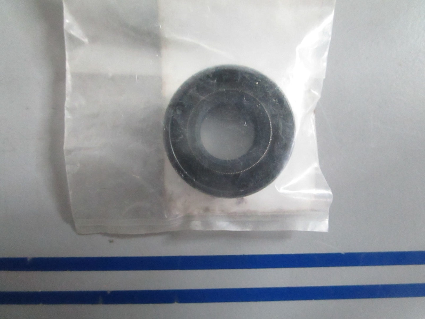 NEW OEM 309-60111-0 Tohatsu Oil Seal 0820