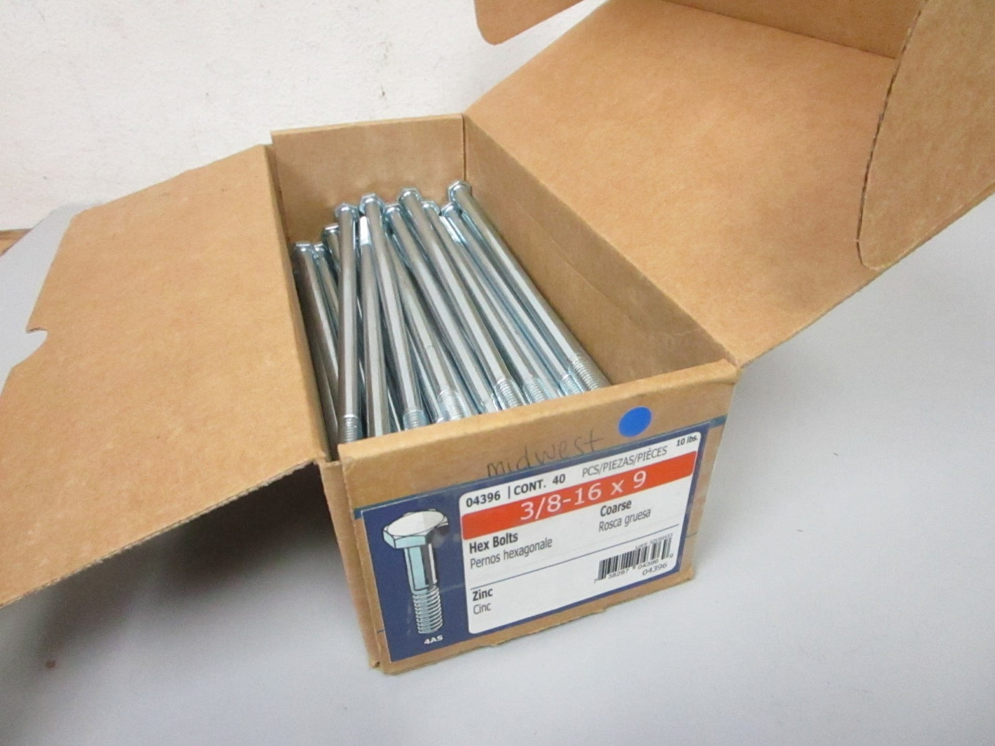 NEW 04396 Midwest 40 Piece Carton 3/8-16 x 9 inch Zinc Hex Bolt 0720