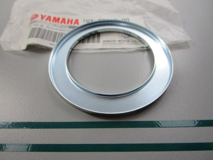 NEW OEM 1UY-25367-00-00 Yamaha Hub Dust Cover 0810