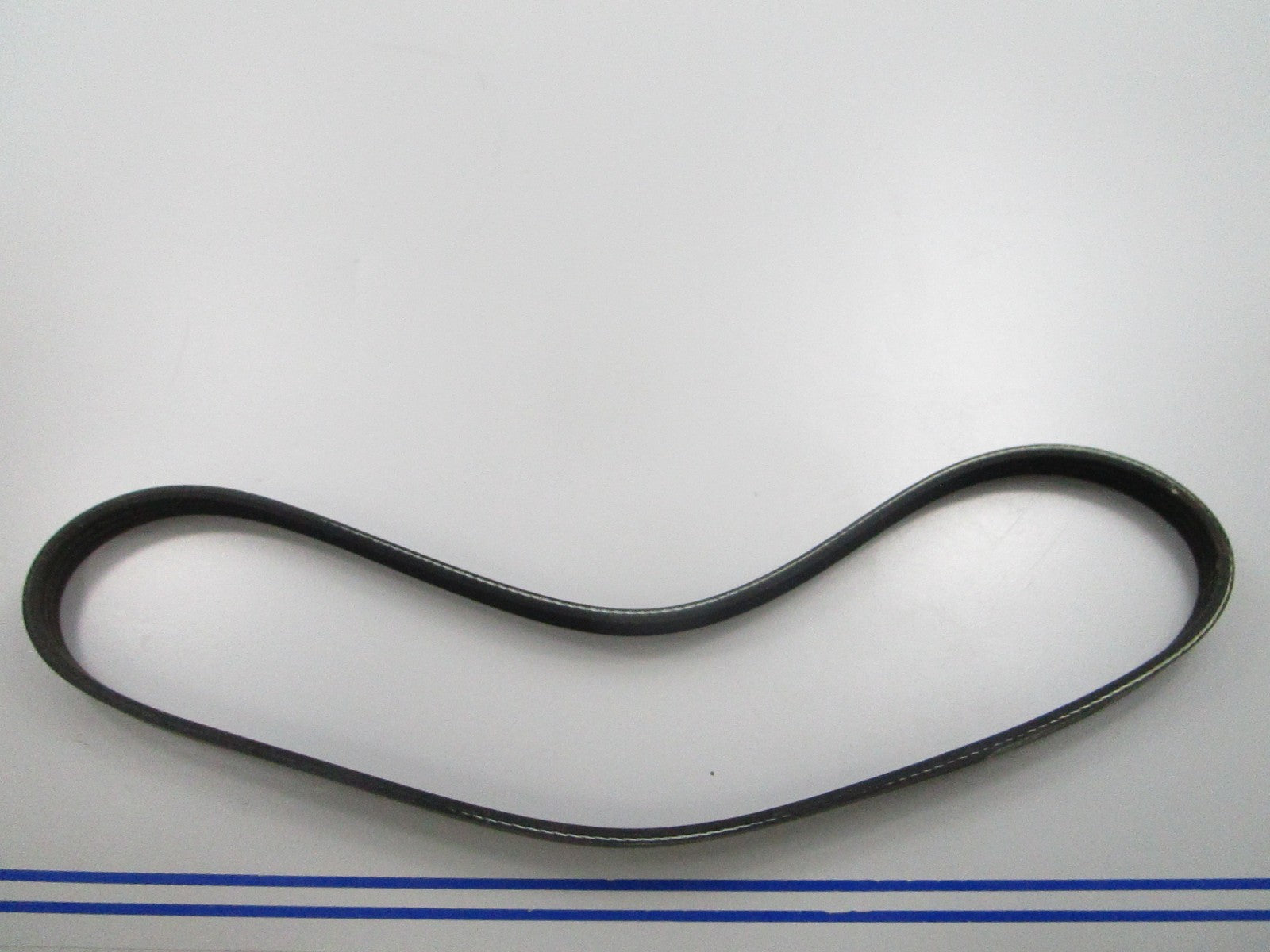 NEW K040338 Gates Micro-V Serpentine Belt 0810