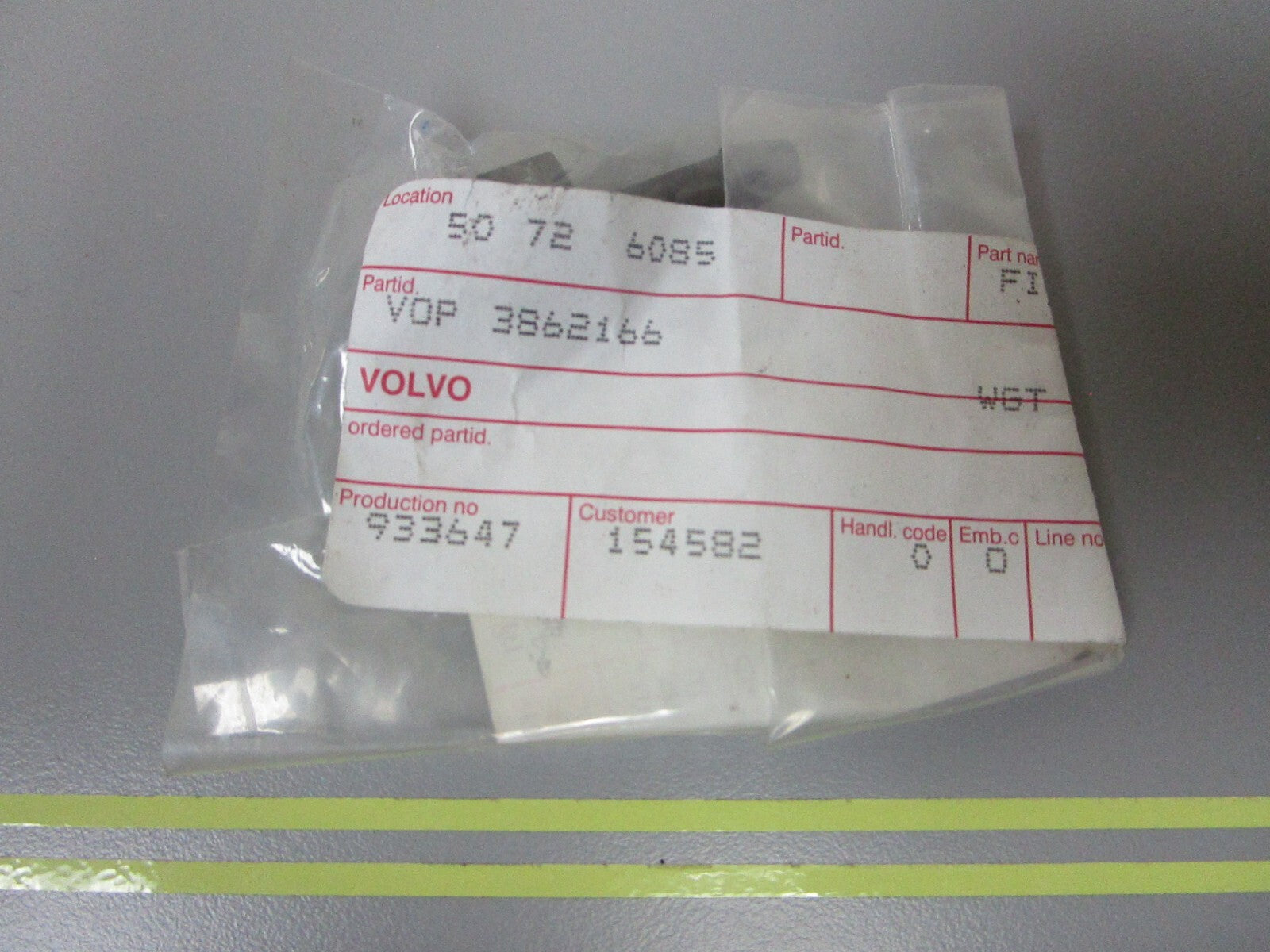 *NEW OEM* 0810 Volvo Penta Fitting 3862166