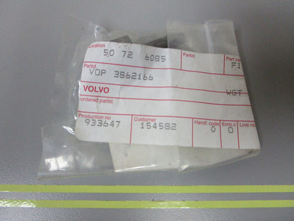 *NEW OEM* 0810 Volvo Penta Fitting 3862166