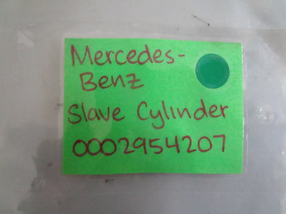 NEW OEM 0002954207 Mercedes-Benz Slave Cylinder 0820