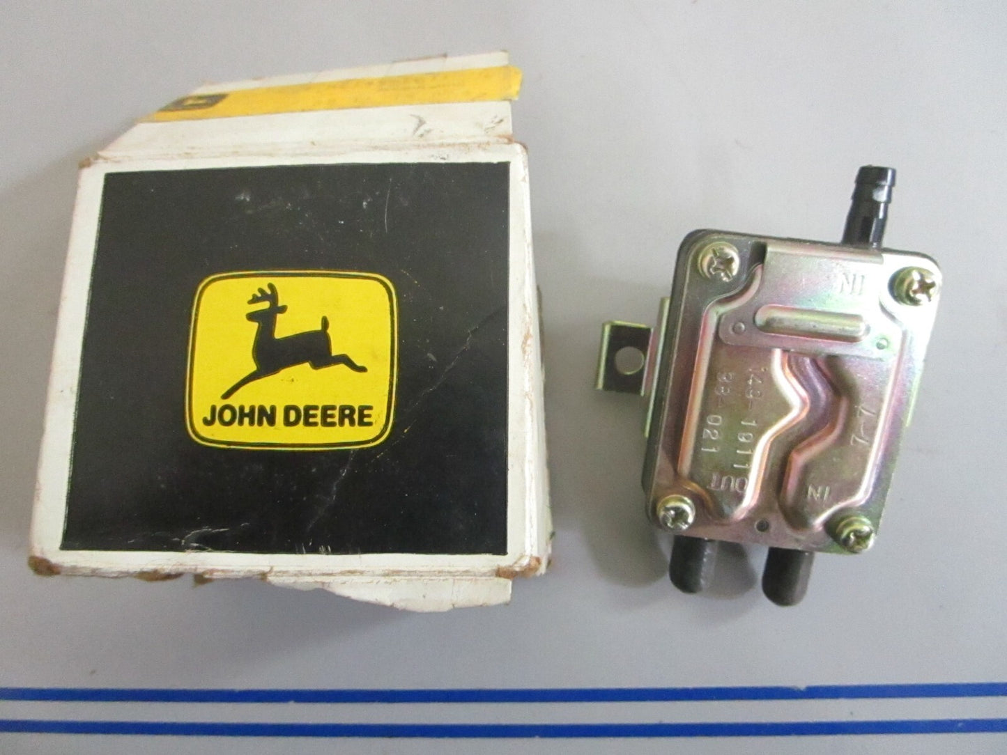 *NEW OEM* 0820 John Deere Fuel Pump HE149-1911