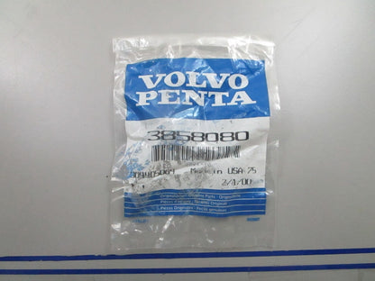 *NEW OEM* 0810 Volvo Penta Attaching Kit 3858080