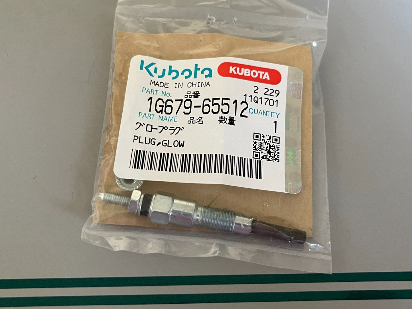 Kubota 1G679-65512 NEW OEM Glow Plug Z602 D902 V1505 V2403 Tractor RTV 0720