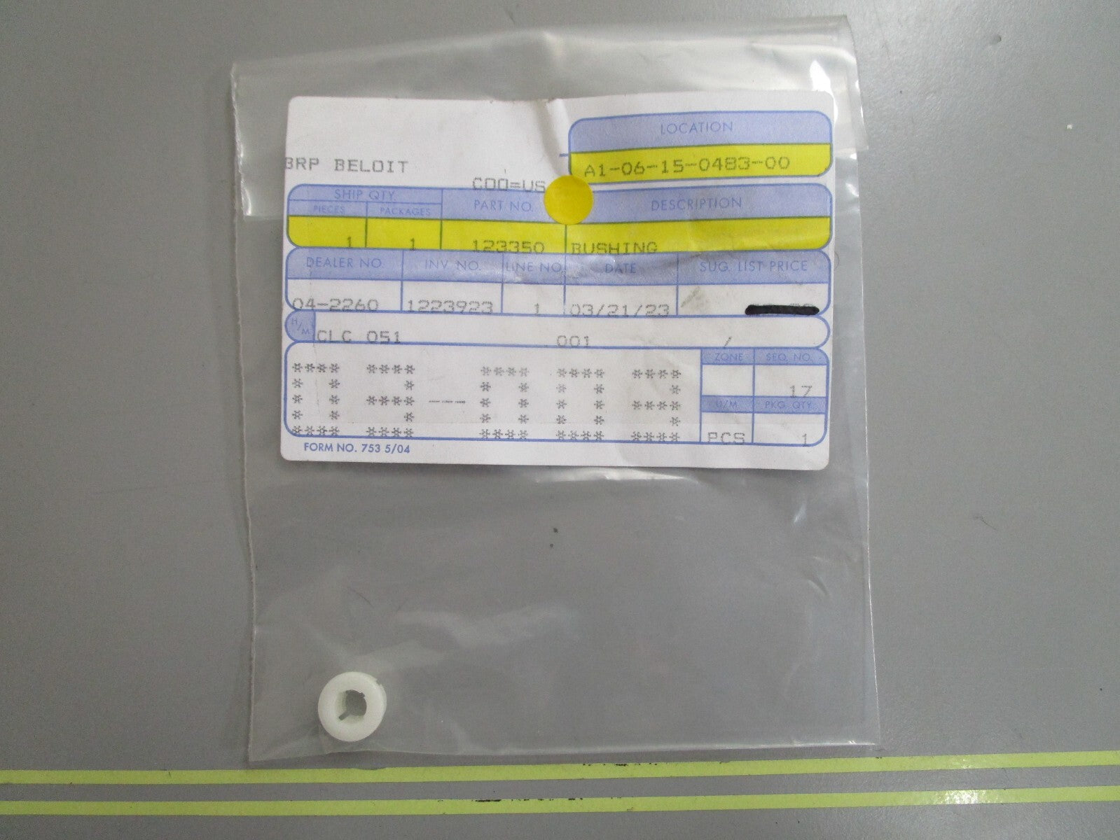 *NEW OEM* 0810 OMC Johnson Evinrude Bushing 123350 0123350