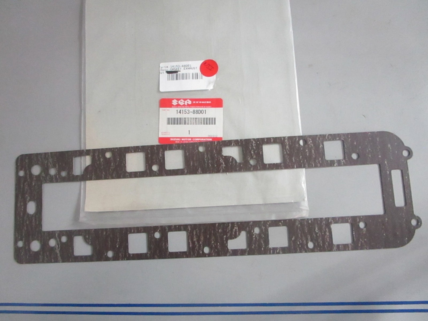 NEW OEM 14153-88D01 Suzuki Exhaust Gasket 0820