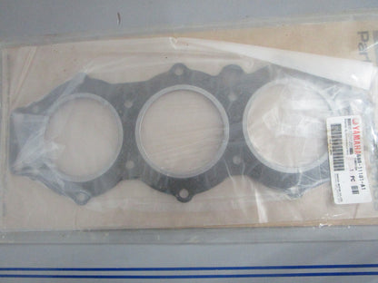 NEW OEM 688-11181-A1-00 Yamaha Gasket 0820